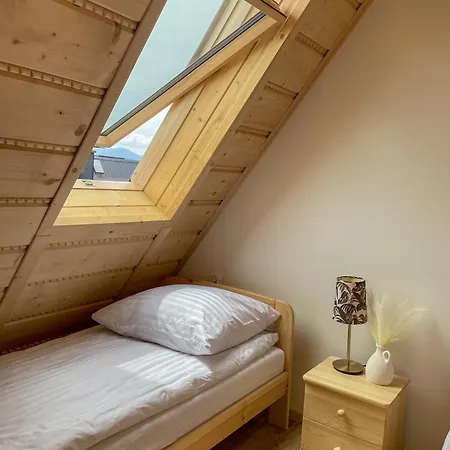 Z Widokiem Na Tatry- Gawronie Gniazdo, Apartamento *